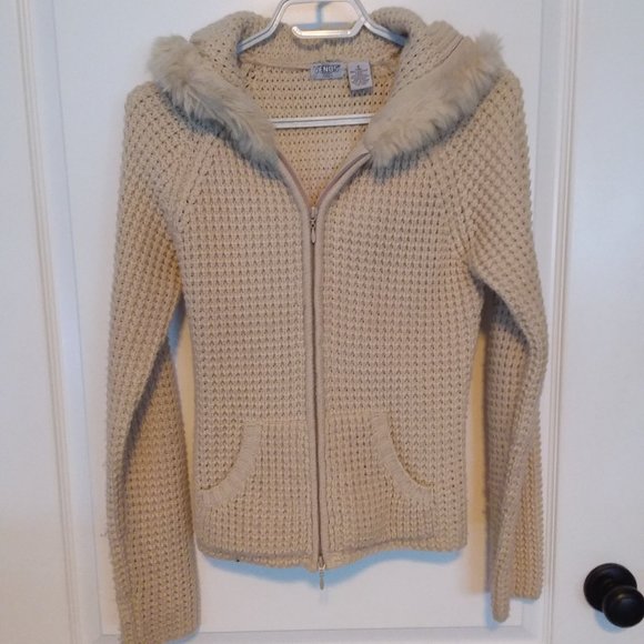 Venus hooded sweater small - Picture 1 of 3